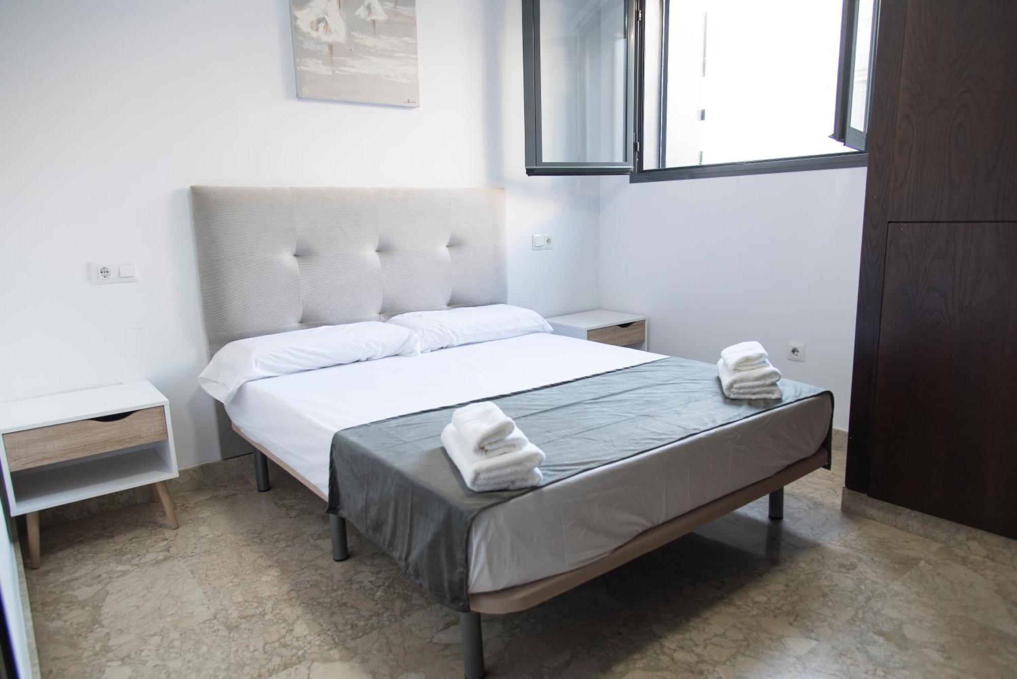 Nightinsevilla Teodosio Free Parking Sevilha Exterior foto