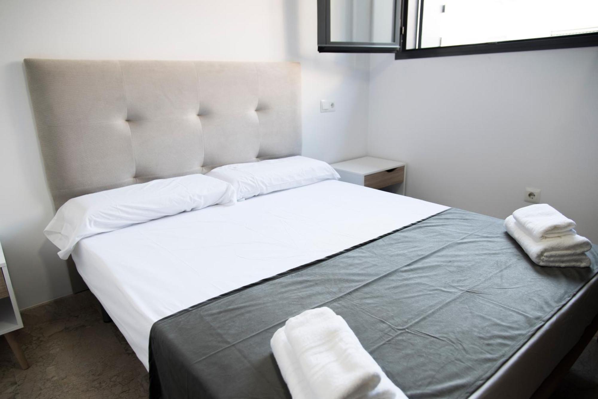 Nightinsevilla Teodosio Free Parking Sevilha Exterior foto