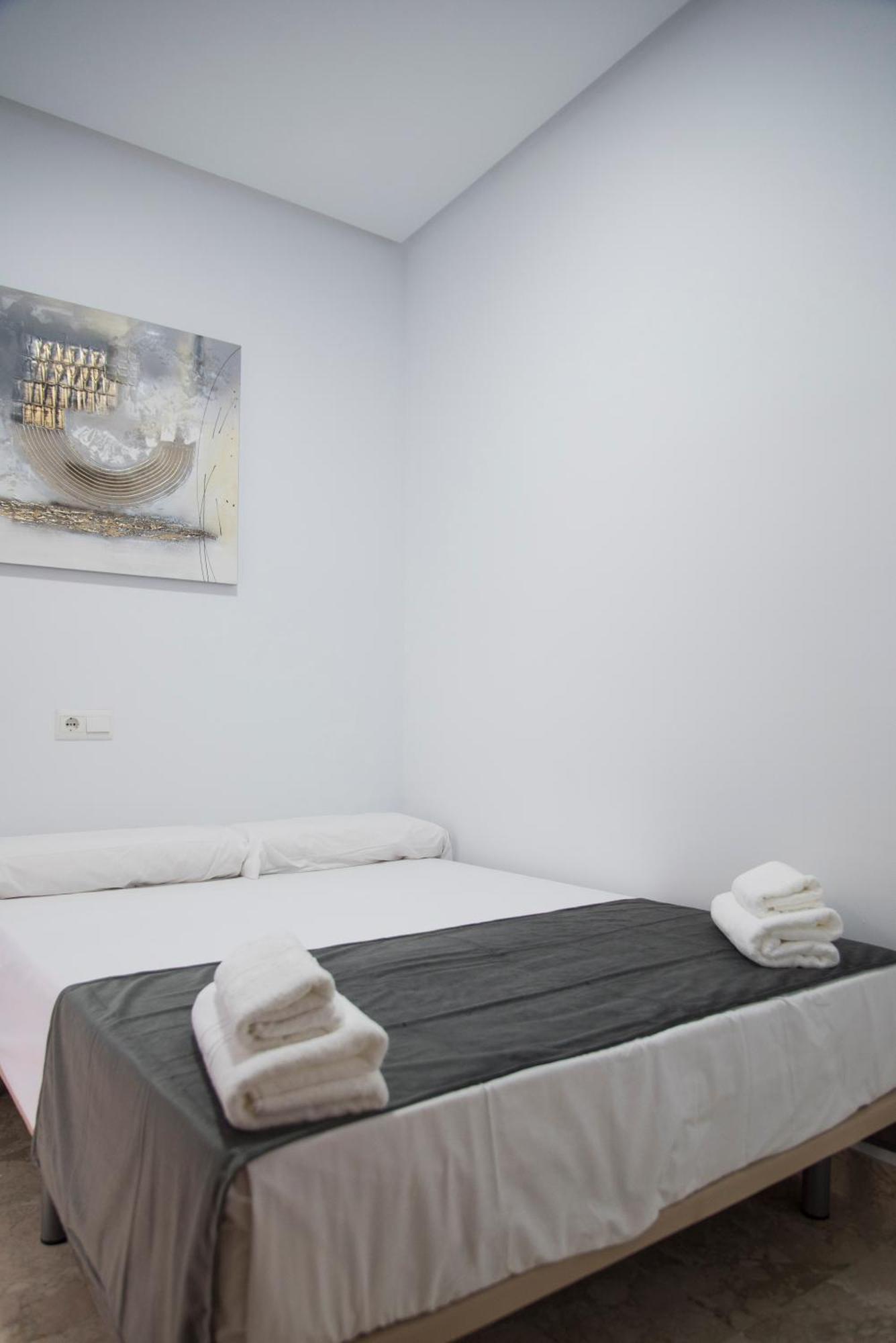 Nightinsevilla Teodosio Free Parking Sevilha Exterior foto